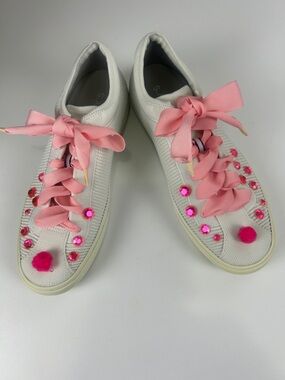 Rothy's White Knit lace up Sneakers with custom Pink Embellishments sz 9